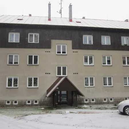דירה Apartman U Dvou Kocouru